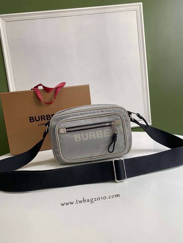Burberry專門店新款Vintage復古格紋斜背包 巴寶莉男士斜挎包 yxb1191